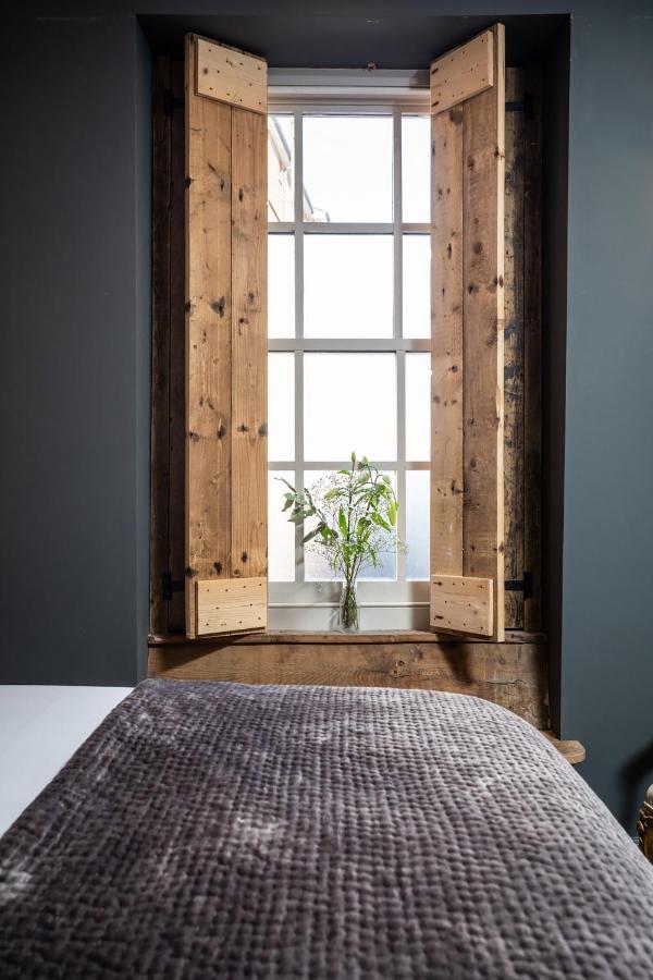 The Walled Garden At Cheshire Boutique Bathhouse Nantwich Ngoại thất bức ảnh