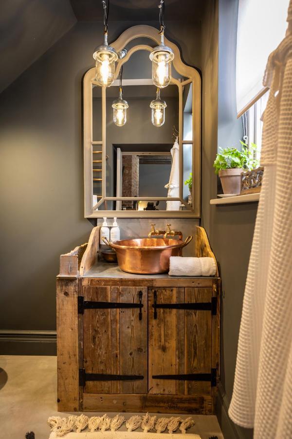 The Walled Garden At Cheshire Boutique Bathhouse Nantwich Ngoại thất bức ảnh
