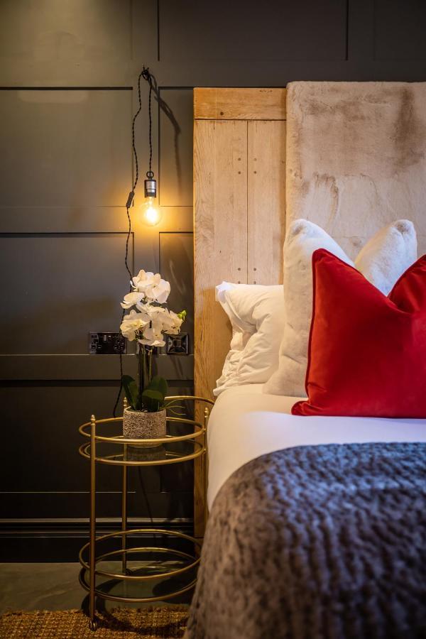 The Walled Garden At Cheshire Boutique Bathhouse Nantwich Ngoại thất bức ảnh